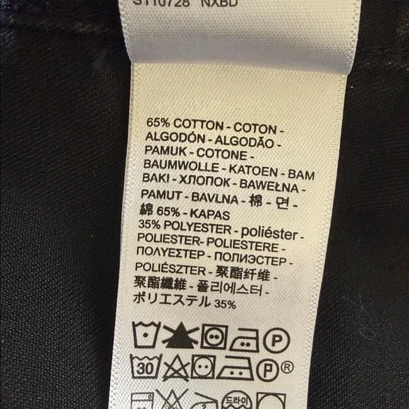 Teodora Western Shirt in  size medium  Black
LEVI'S - Picture 15 of 16